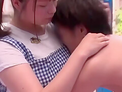授乳を交えた愛撫から激しい交わりが過激すぎる 巨乳保育士の母性セックス
